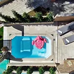 شقة Doliva Chris Private Pool *