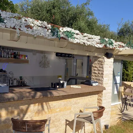 Appartement Doliva Chris Private Pool