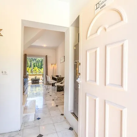 Doliva Chris Private Pool *