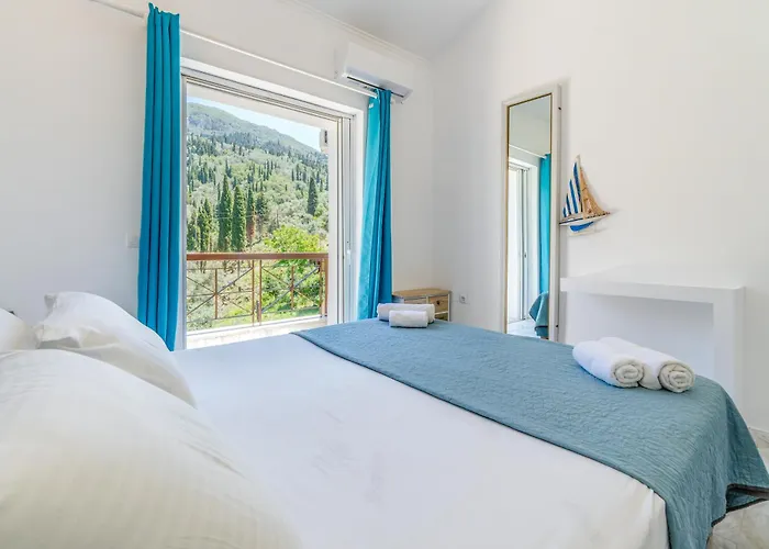 Doliva Chris Private Pool آغيوس غوذيوس