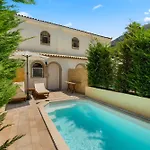 アパート Doliva Chris Private Pool
